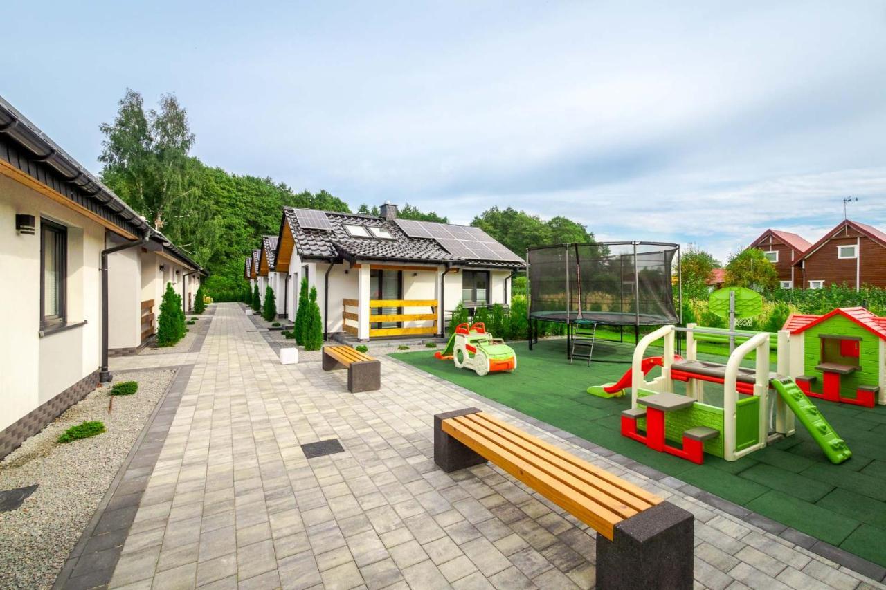Domki Letniskowe - Seven Dąbki Exterior photo